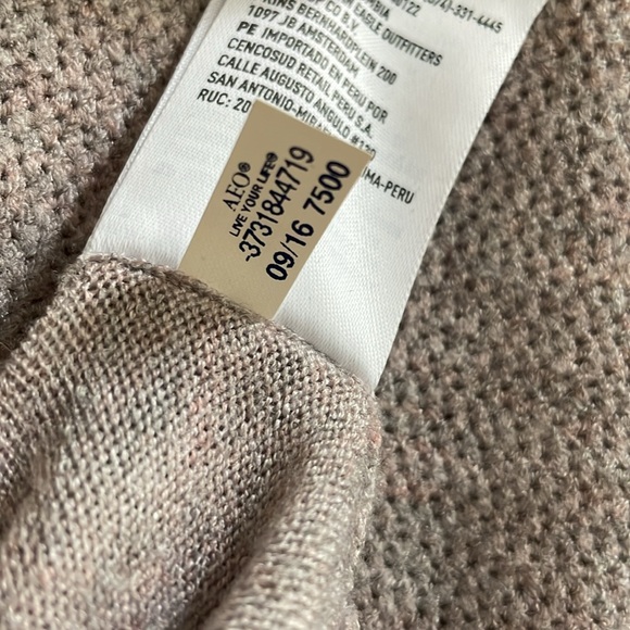 American eagle outfitters ahh-mazing soft long sleeve shirt in medium - Picture 7 of 10